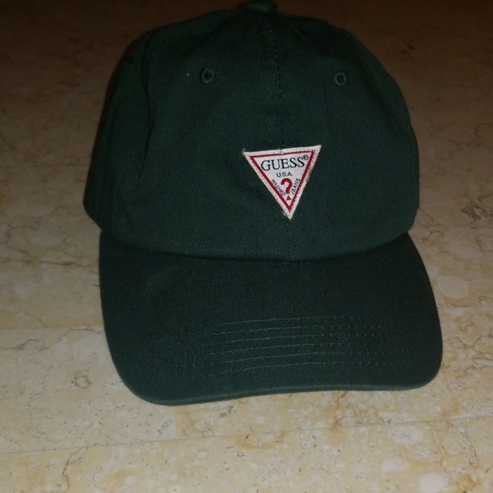 Guess hat